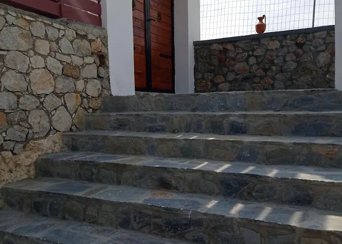 Дом отдыха Tassos *